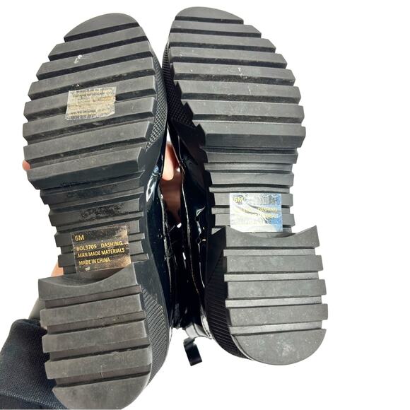 Cape Robbin Dashing Black Shiny Women Combat Boots Size 6 - Picture 2 of 6